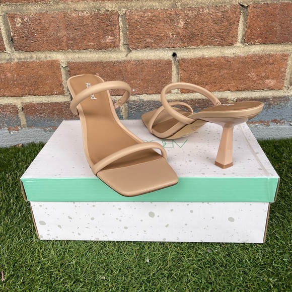 beige open toe slip on sandals - Picture 3 of 4